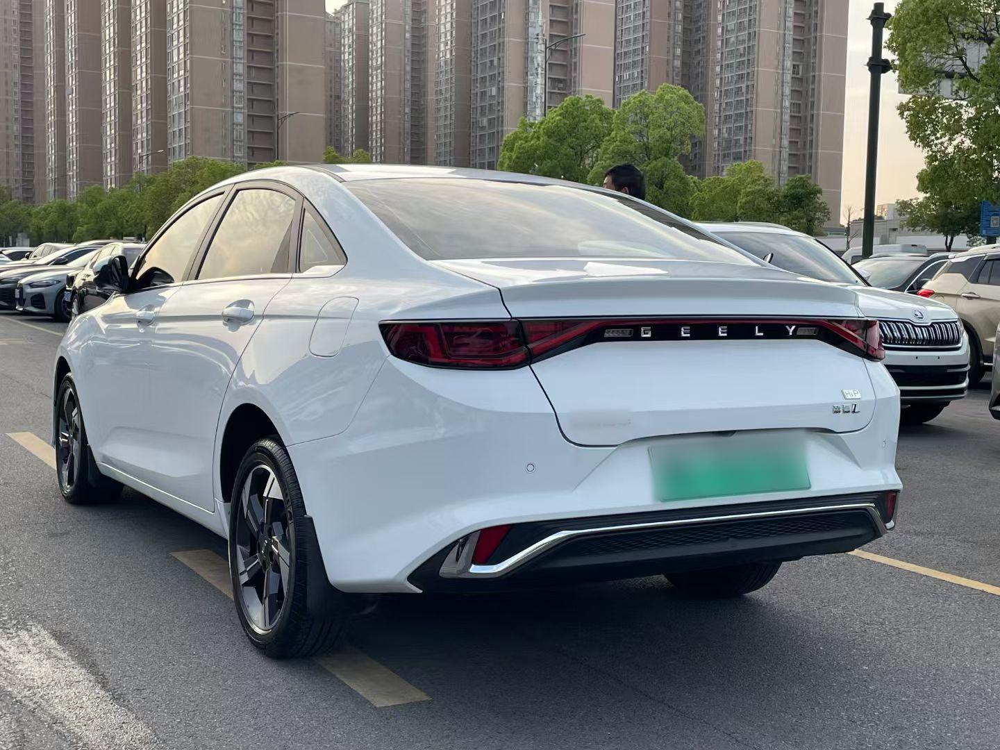 吉利汽车 帝豪L HiP 2022款 1.5TD-DHT Pro 100KM Super 睿