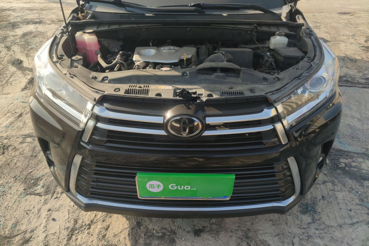 丰田 汉兰达 2021款 2.0T 四驱尊贵版 7座机舱底盘24