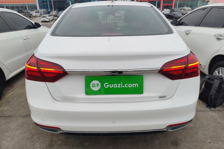 吉利汽车 帝豪 2019款  领军版 1.5L 手动豪华型 国VI车身外观6