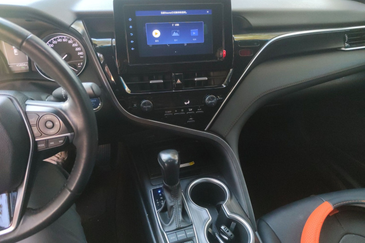 丰田 凯美瑞 2021款 双擎 2.5HGVP 领先版局部细节16