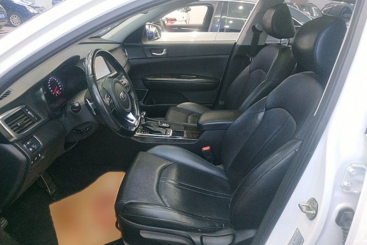 起亚K5 2016款 1.6T 自动LUX局部细节19