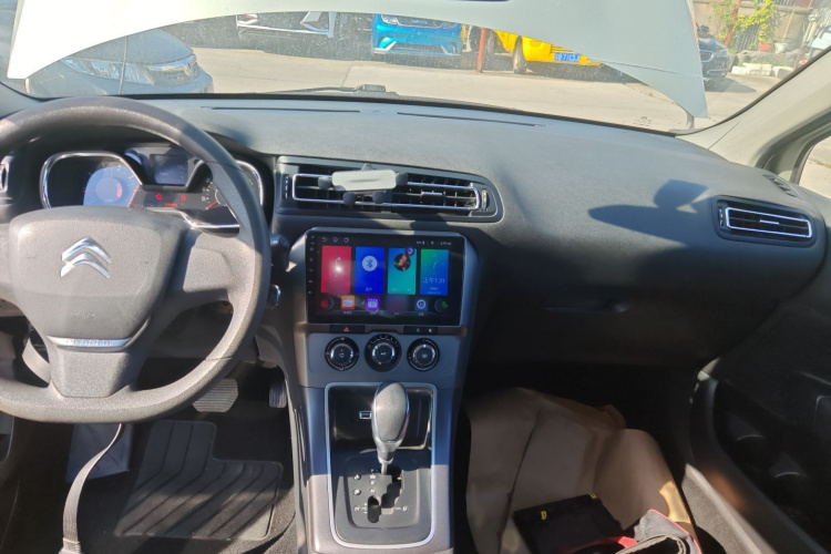 雪铁龙 C4世嘉 2016款 1.6L 自动舒适型局部细节16