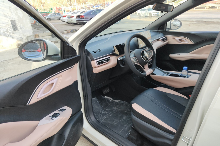 比亚迪 海鸥 2025款 智驾版 305km 活力版中控内饰20