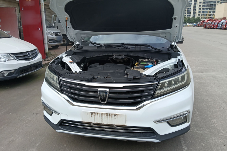 荣威RX5 2019款 20T 两驱手动4G互联铂金版机舱底盘24