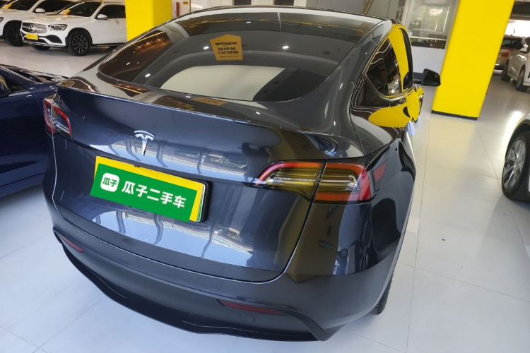 特斯拉 Model Y 2024款 后轮驱动版车身外观6005