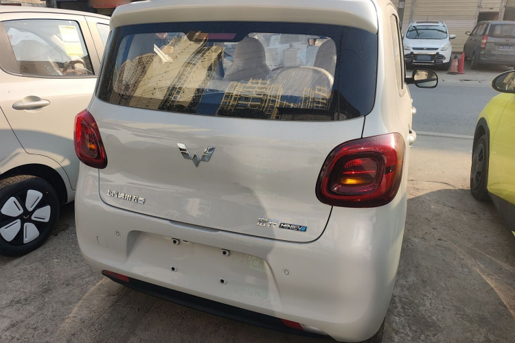 五菱汽车 宏光MINIEV 2025款 四门版 进阶款车身外观6