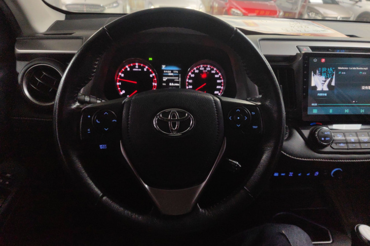 丰田 RAV4荣放 2016款 2.5L 自动四驱精英版局部细节13