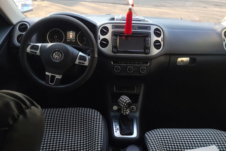 大众 途观 2013款 2.0TSI 自动四驱旗舰版中控内饰12