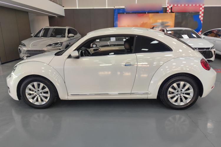 大众 甲壳虫 2015款 180TSI车身外观4