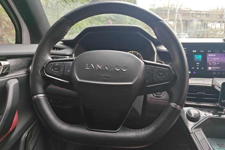 领克06 2020款 1.5T 劲Pro中控内饰13