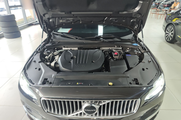 沃尔沃S90 2021款 B5 智远豪华版机舱底盘24