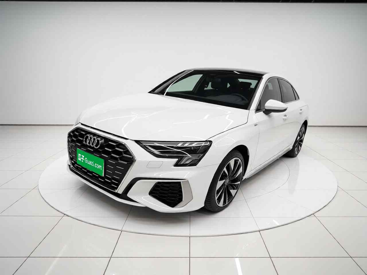 奥迪A3 2024款 A3L Limousine 35 TFSI 时尚运动型(2)