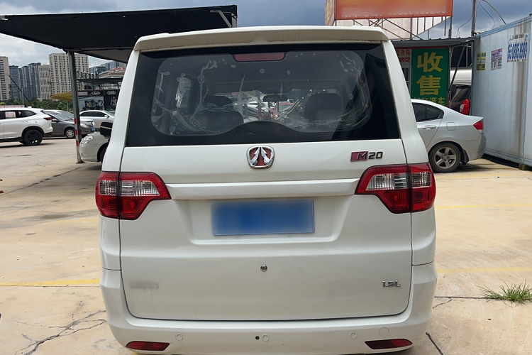 北汽威旺M20 2014款 1.5L实用型BJ415A车身外观6004