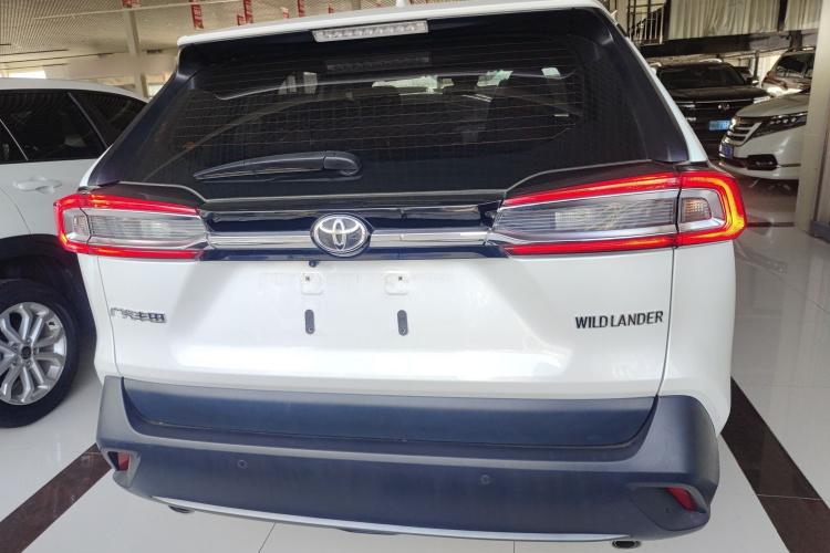 丰田 威兰达 2024款 2.0L CVT两驱领先版车身外观6