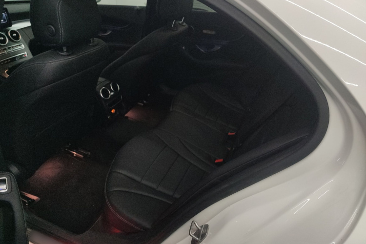 奔驰C级 2020款 改款 C 260 L 运动版中控内饰7004