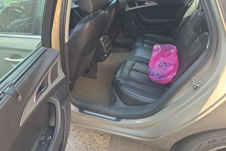 奥迪A6L 2012款 TFSI 标准型中控内饰21