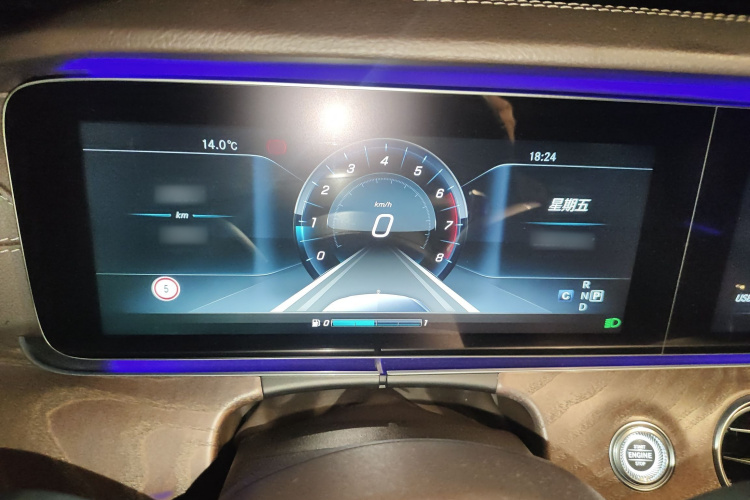 奔驰E级 2017款 E 300 L 豪华型局部细节14