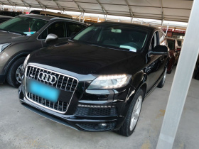 奥迪Q7 2015款 35 TFSI 运动型