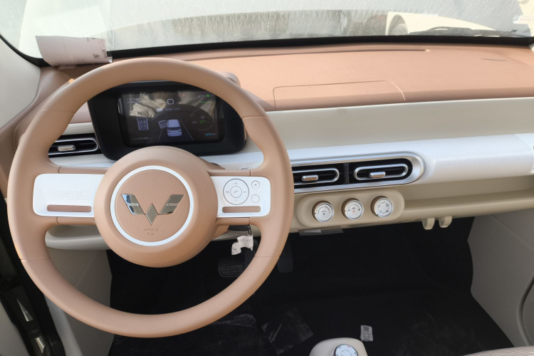 五菱汽车 宏光MINIEV 2024款 第三代 215km 青春版中控内饰12