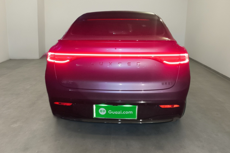 鸿蒙智行 智界R7 2024款 纯电 736km UItra车身外观6