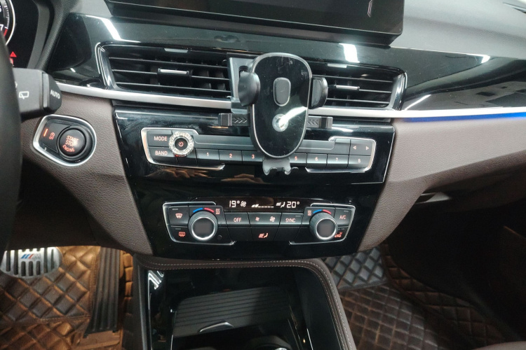 宝马X1 2021款 sDrive20Li 尊享型局部细节16