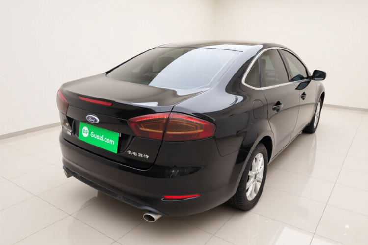 福特 致胜 2013款 2.3L 时尚型车身外观7