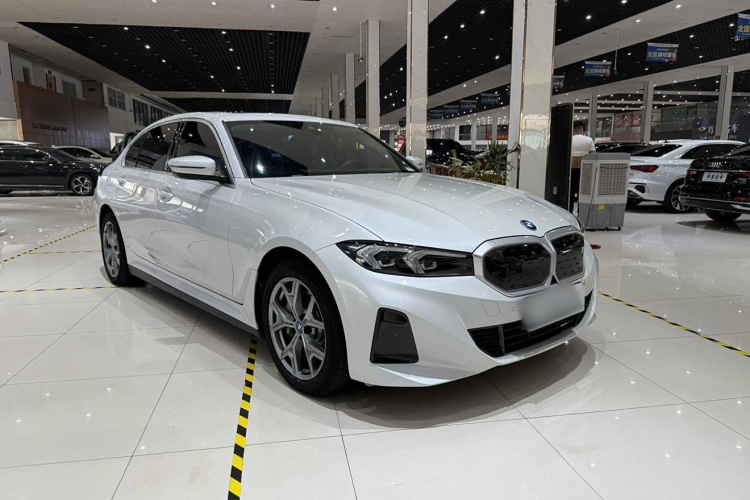 宝马i3 2022款 eDrive 35 L车身外观6002