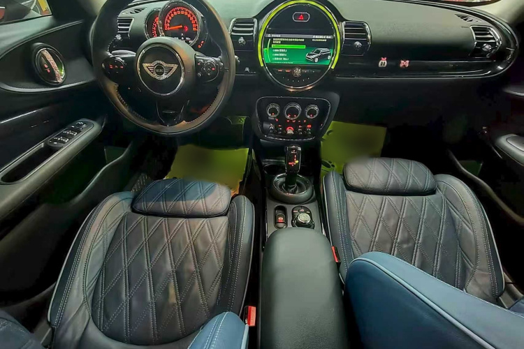 MINI Clubman 2019款 1.5T COOPER 鉴赏家中控内饰7004