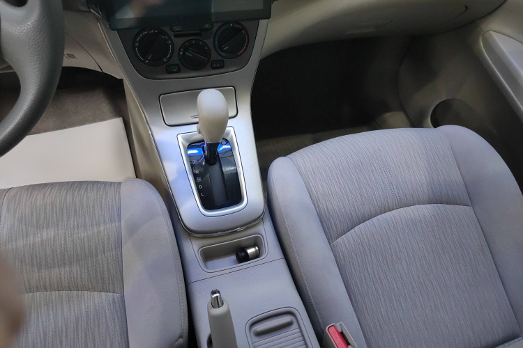 日产 轩逸 2012款 1.8XE CVT舒适版局部细节18