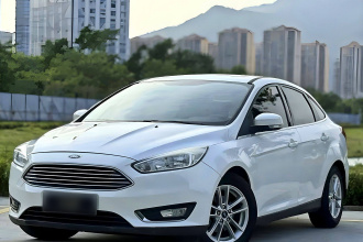 福特 福克斯 2015款 三厢 EcoBoost 180 自动精英型