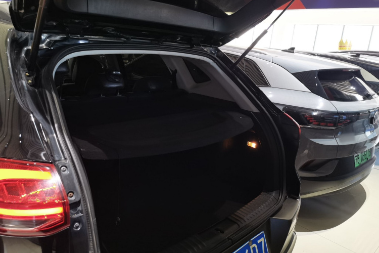 猎豹汽车 猎豹CS10 2017款 2.0T 自动都市型机舱底盘23