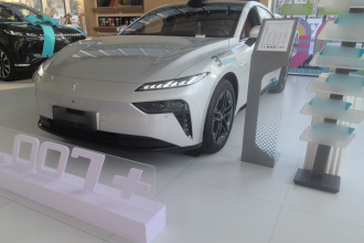 东风奕派 eπ007 2026款 007+ 纯电 650 Ultra+激光雷达版