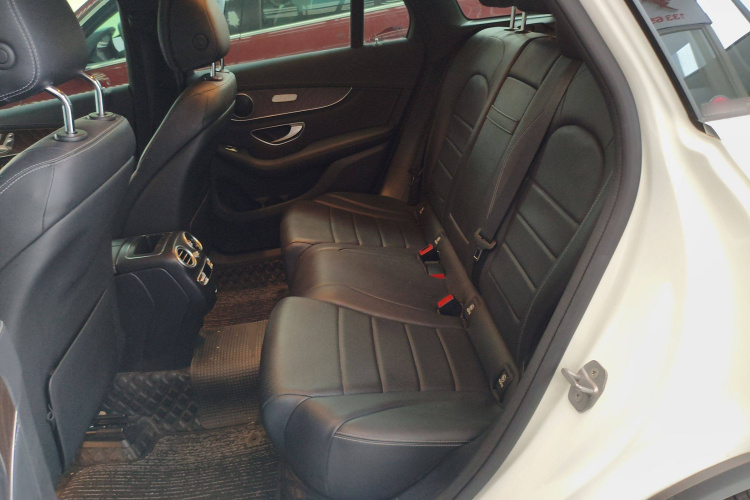 奔驰GLC 2020款 改款 GLC 300 L 4MATIC 动感型中控内饰21