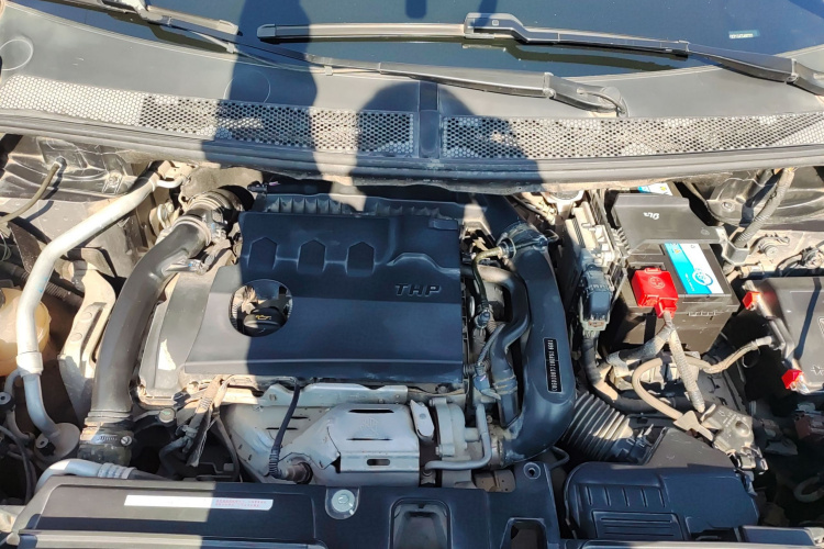 标致4008 2017款 380THP 豪华版局部细节24