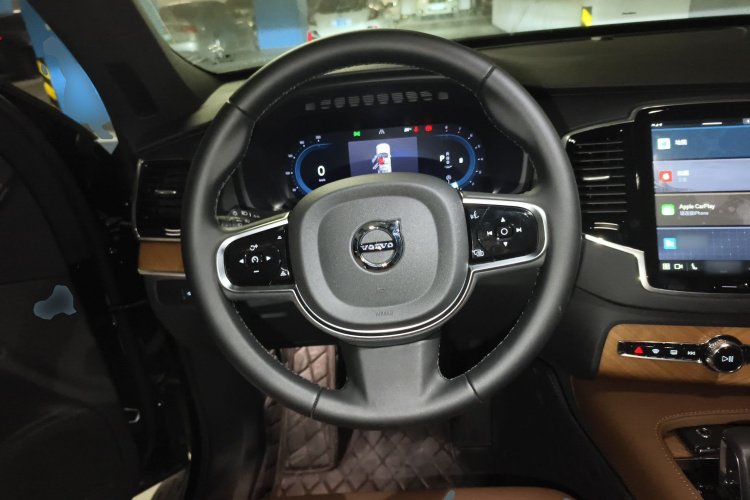 沃尔沃XC90 2024款 B6 智逸豪华版 7座中控内饰13