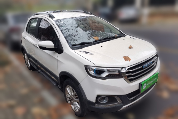 哈弗H1 2016款 蓝标 1.5L AMT都市型车身外观3