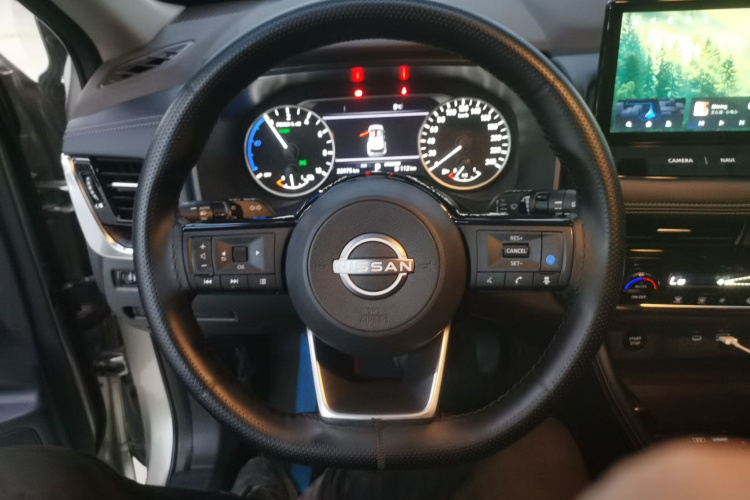 日产 奇骏 2023款 e-POWER 超混双电机四驱豪华版局部细节13