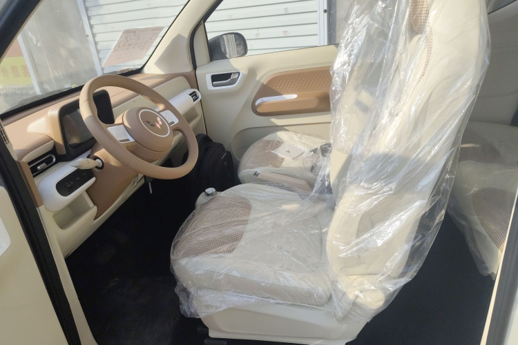 五菱汽车 宏光MINIEV 2024款 第三代 215km 青春版中控内饰19