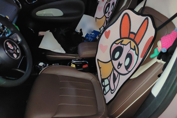 五菱汽车 五菱缤果 2023款 333km 灵犀互联款中控内饰19