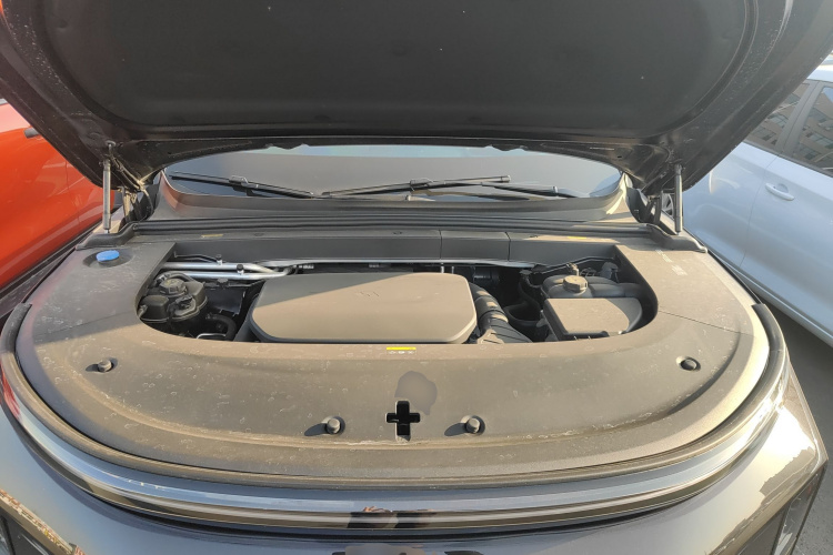 理想汽车 理想L6 2024款 Pro机舱底盘24