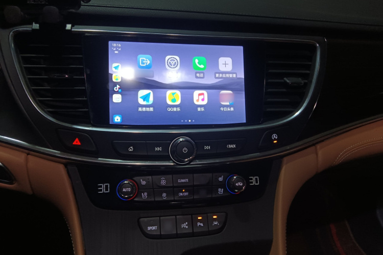 别克 君越 2019款 28T 尊贵型局部细节16