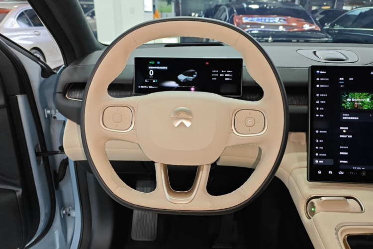 蔚来ES6 2024款 75kWh中控内饰13