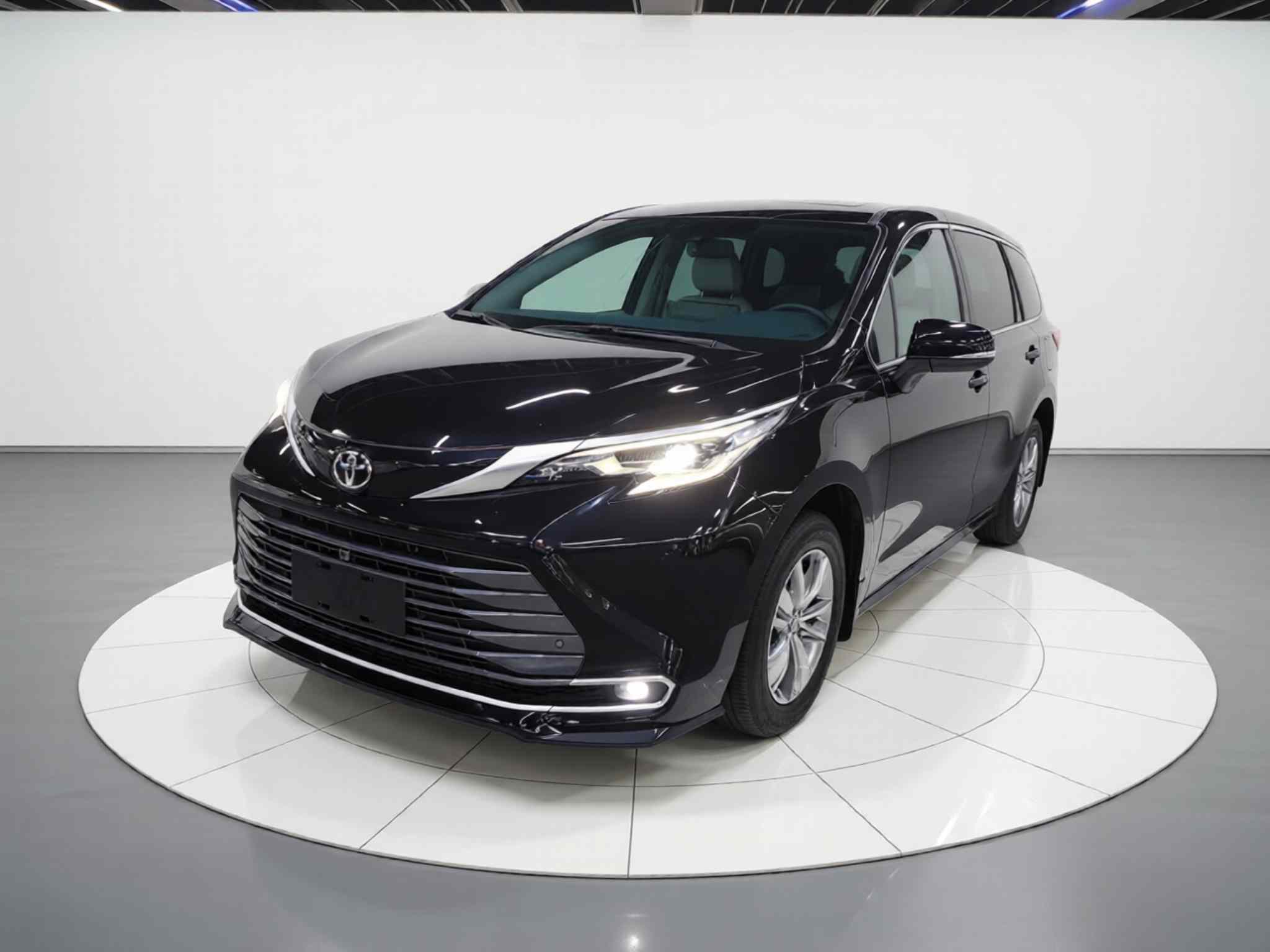 丰田 赛那SIENNA 2024款 2.5L混动 四驱尊贵版(2)