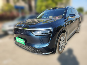 鸿蒙智行 问界M8 2025款 增程 Max+版 53.4kWh 6座版