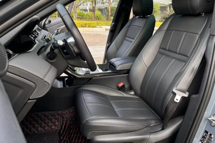 路虎 揽胜极光 2020款 249PS R-DYNAMIC SE 运动科技版中控内饰7002