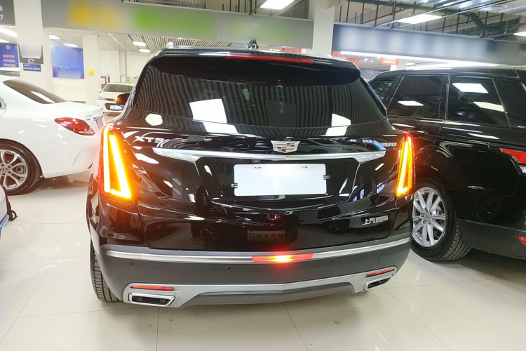 凯迪拉克XT5 2021款 28T 豪华型车身外观6