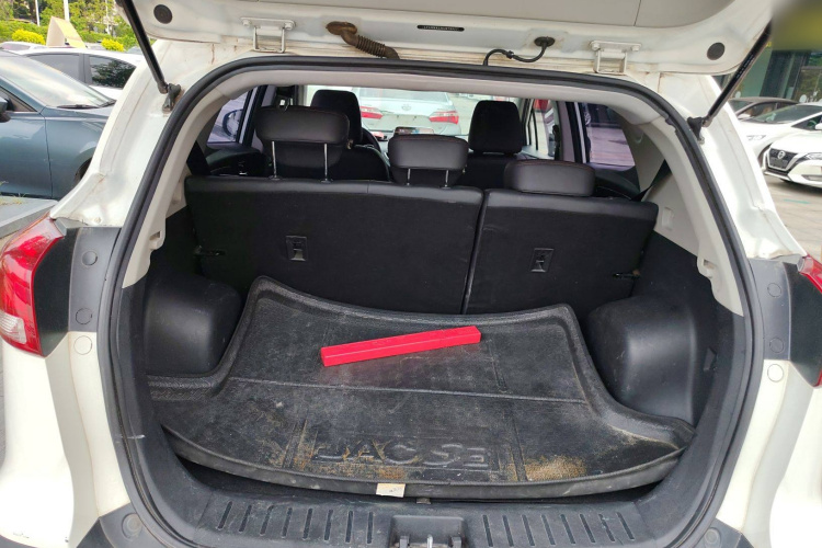 江汽集团 瑞风S3 2017款 1.5L 手动豪华智能型局部细节23