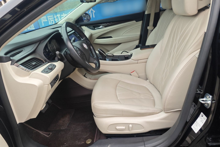 别克 君越 2022款 Avenir艾维亚 先享型中控内饰19