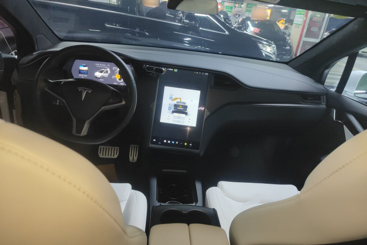 特斯拉 Model X 2019款 Performance 高性能版中控内饰7002