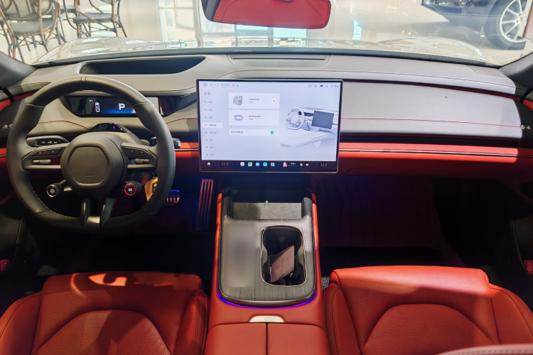 小米汽车 小米SU7 2024款 四驱超长续航高阶智驾Max版中控内饰7004